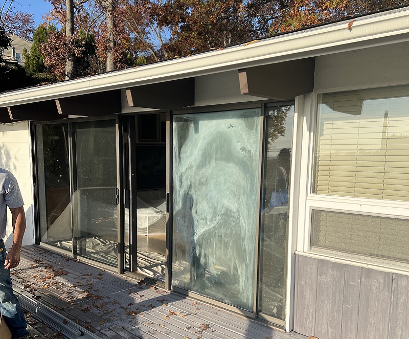 New patio door needed in Norwalk
